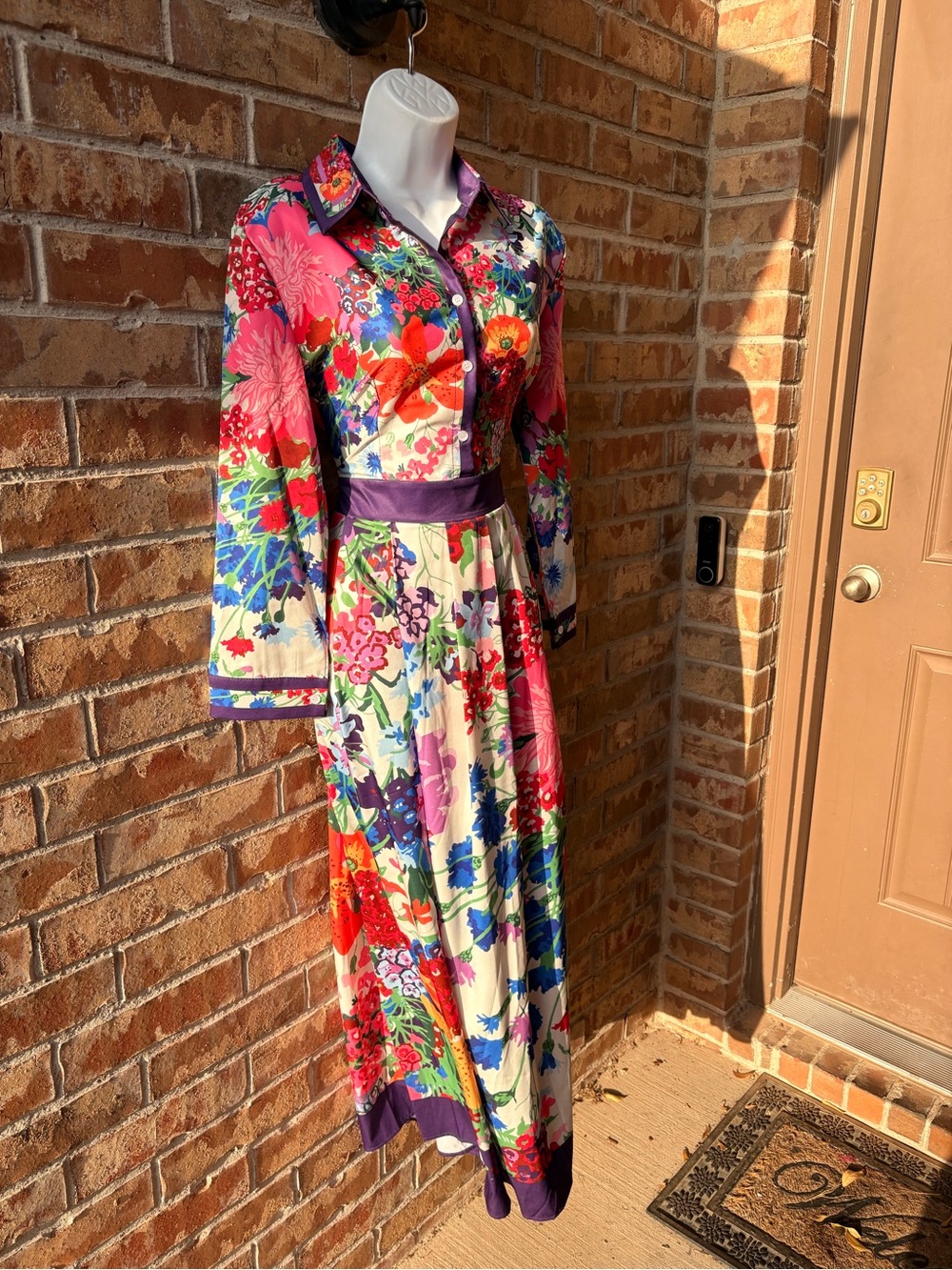 Avara Floral Long-Sleeve Maxi Dress in Pink and Purple size Medium - Picture 8 of 12